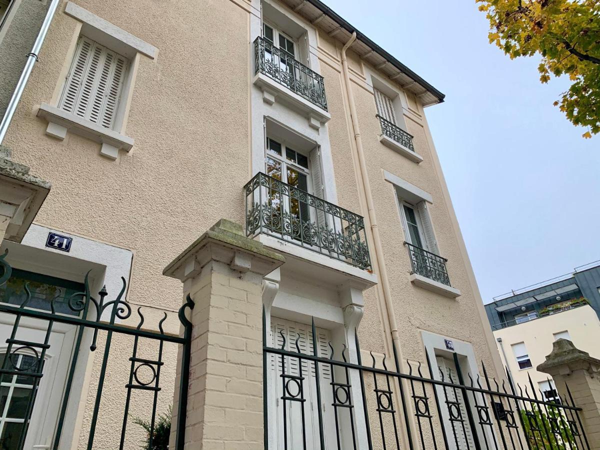 La Villegiature Vichy Exteriör bild